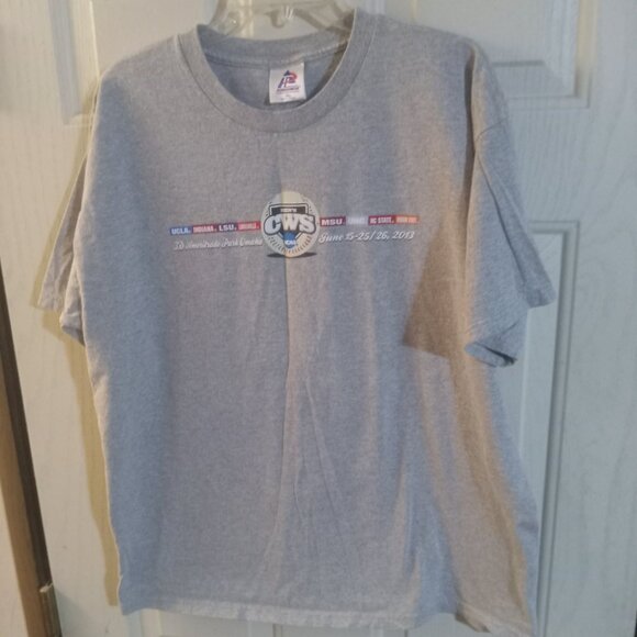 NCAA College World Series 2013 Men's Short Sleeve T Shirt XL - Picture 4 of 8